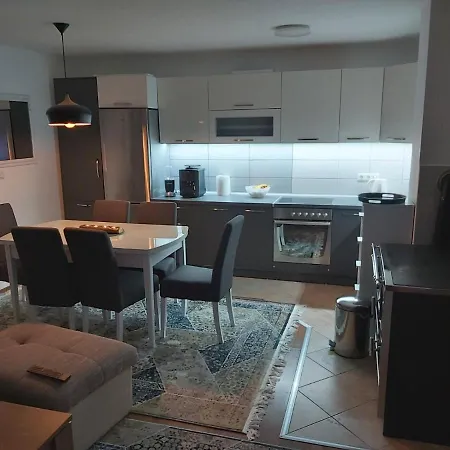 Vila Toni * Tuzla